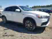 2019 Mitsubishi Outlander ES z VIN JA4AR3AU3KU026126, wystawiony jako Copart lot #69208035 z przebiegiem 103 638 mil mil oraz Szkoda całkowita • Salvage title. Historia ofert i sprzedaży dostępna na DreamBid. Obrazek 4.