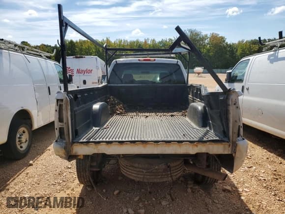 ✅ 2006 Chevrolet Silverado 2500HD LT2 • VIN: 1GCHC23U46F149974 • Лот: 70287445. Опубликован ранее на Copart с пробегом 194 697 миль. Бесплатный доступ к архиву аукционных продаж из США и подробный отчёт об истории автомобиля на DreamBid. Изображение 6.