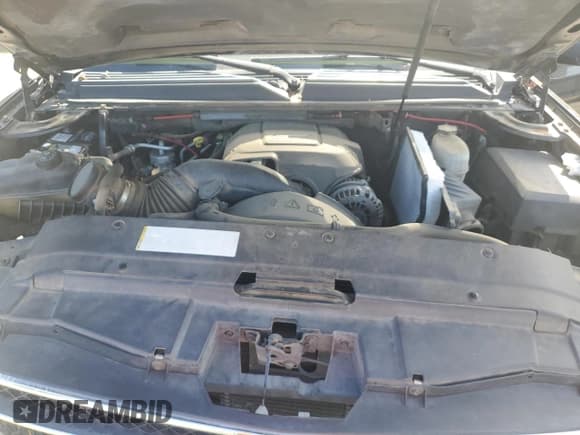 ✅ 2007 Chevrolet Suburban LS • VIN: 3GNGK26K67G135705 • Лот: 89537205. Опубликован ранее на Copart с пробегом 213 824 миль. Бесплатный доступ к архиву аукционных продаж из США и подробный отчёт об истории автомобиля на DreamBid. Изображение 12.