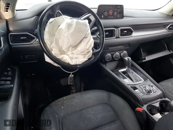 ✅ 2018 Mazda CX-5 Sport • VIN: JM3KFBBM7J0446433 • Лот: 84568725. Опубликован ранее на Copart с пробегом 123 612 миль. Бесплатный доступ к архиву аукционных продаж из США и подробный отчёт об истории автомобиля на DreamBid. Изображение 8.