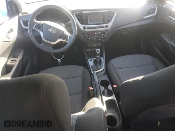 ✅ 2021 Hyundai Accent SE • VIN: 3KPC24A62ME128903 • Лот: 86552915. Опубликован ранее на Copart с пробегом Не указан. Бесплатный доступ к архиву аукционных продаж из США и подробный отчёт об истории автомобиля на DreamBid. Изображение 8.
