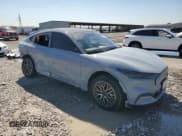 ✅ 2024 Ford Mustang Mach-E Premium • VIN: 3FMTK3R72RMA15369 • Лот: 50387625. Опубликован ранее на Copart с пробегом 1 440 миль. Бесплатный доступ к архиву аукционных продаж из США и подробный отчёт об истории автомобиля на DreamBid. Изображение 4.