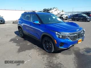 ✅ 2024 Kia Seltos X-Line • VIN: KNDEUCA78R7562224 • Lot: 43289779. Wystawiony na IAAI z przebiegiem 25 405 mil. Bezpłatny archiwum sprzedaży aukcyjnych z USA i szczegółowy raport historii pojazdu na DreamBid. Zdjęcie 1.