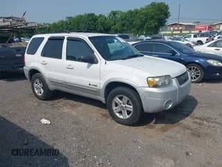 ✅ 2006 Ford Escape Hybrid • VIN: 1FMCU95H96KB49259 • Lot: 42450161. Wystawiony na IAAI z przebiegiem 197 444 mil. Bezpłatny archiwum sprzedaży aukcyjnych z USA i szczegółowy raport historii pojazdu na DreamBid. Zdjęcie 1.