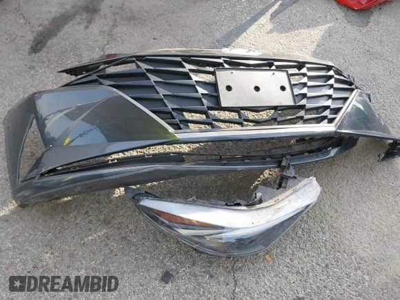 2022 Hyundai Elantra SEL with VIN 5NPLM4AG1NH054440, listed as a IAAI auction lot 41473308 with 39,064 mi miles and . Bid and sale history available at DreamBid. Image 12.