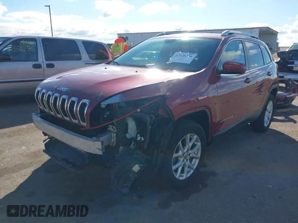 ✅ 2015 Jeep Cherokee Latitude • VIN: 1C4PJMCS9FW589037 • Lot: 43526336. Wystawiony na IAAI z przebiegiem 119 264 mil. Bezpłatny archiwum sprzedaży aukcyjnych z USA i szczegółowy raport historii pojazdu na DreamBid. Zdjęcie 2.