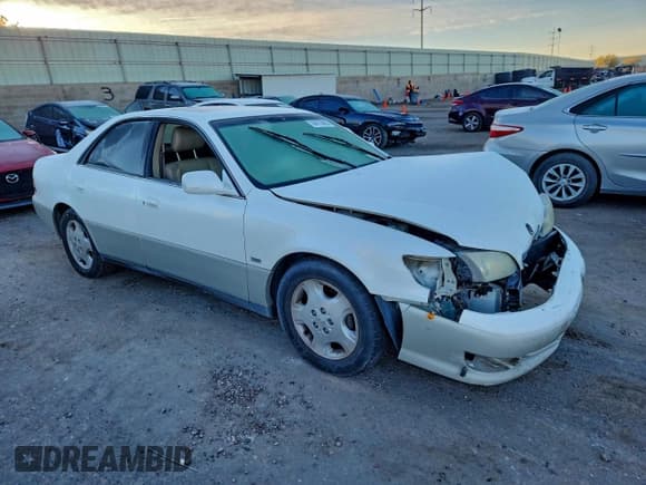 ✅ 2000 Lexus ES 300 • VIN: JT8BF28G6Y0276245 • Lot: 94753695. Wystawiony na Copart z przebiegiem Nie podano. Bezpłatny archiwum sprzedaży aukcyjnych z USA i szczegółowy raport historii pojazdu na DreamBid. Zdjęcie 4.