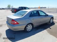 ✅ 2006 Mercedes-Benz C 280 Luxury • VIN: WDBRF92H66F783990 • Lot: 42189785. Wystawiony na IAAI z przebiegiem 167 390 mil. Bezpłatny archiwum sprzedaży aukcyjnych z USA i szczegółowy raport historii pojazdu na DreamBid. Zdjęcie 4.