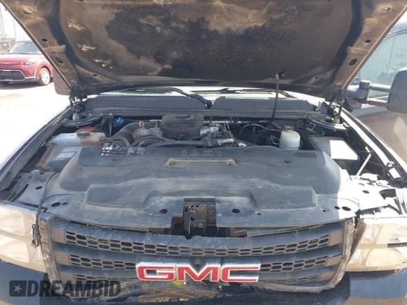 ✅ 2012 GMC Sierra 2500HD SLT • VIN: 1GT121E83CF112456 • Лот: 42190350. Опубликован ранее на IAAI с пробегом 210 617 миль. Бесплатный доступ к архиву аукционных продаж из США и подробный отчёт об истории автомобиля на DreamBid. Изображение 10.