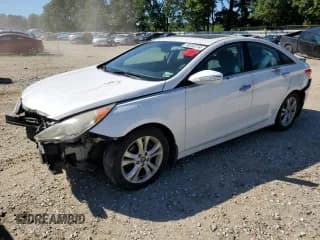 ✅ 2011 Hyundai Sonata Limited • VIN: 5NPEC4AC5BH002619 • Lot: 70252274. Listed on Copart with 224,106 mi. Free auction sales archive from the USA and detailed vehicle history report at DreamBid. Image 1.