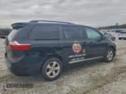 ✅ 2016 Toyota Sienna LE • VIN: 5TDKK3DC2GS756400 • Lot: 95571635. Listed on Copart with 67,030 mi. Free auction sales archive from the USA and detailed vehicle history report at DreamBid. Image 4.