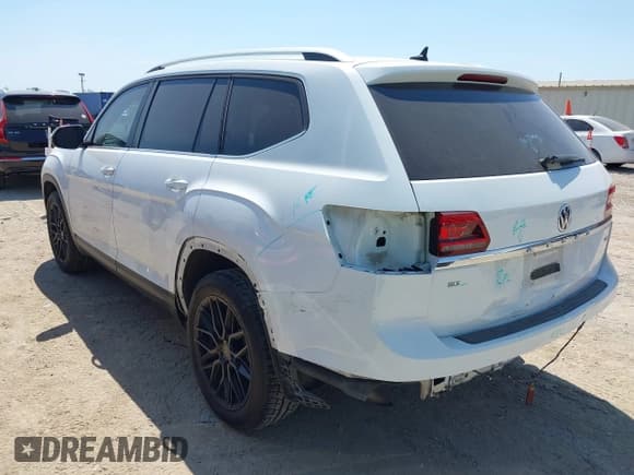 ✅ 2018 Volkswagen Atlas SE • VIN: 1V2CP2CA6JC595282 • Lot: 42227930. Listed on IAAI with 95,800 mi. Free auction sales archive from the USA and detailed vehicle history report at DreamBid. Image 3.
