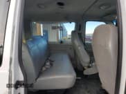 ✅ 2004 Ford Econoline Passenger XL • VIN: 1FBSS31L54HB53305 • Lot: 92125385. Wystawiony na Copart z przebiegiem 138 490 mil. Bezpłatny archiwum sprzedaży aukcyjnych z USA i szczegółowy raport historii pojazdu na DreamBid. Zdjęcie 11.