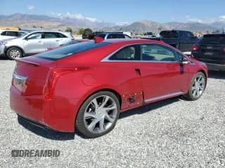 ✅ 2014 Cadillac ELR • VIN: 1G6RR1E43EU601792 • Lot: 49656065. Wystawiony na Copart z przebiegiem 16 121 mil. Bezpłatny archiwum sprzedaży aukcyjnych z USA i szczegółowy raport historii pojazdu na DreamBid. Zdjęcie 3.