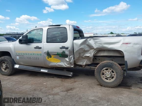 ✅ 2009 Chevrolet Silverado 2500HD LT • VIN: 1GCHK53K49F105402 • Лот: 42217850. Опубликован ранее на IAAI с пробегом 141 719 миль. Бесплатный доступ к архиву аукционных продаж из США и подробный отчёт об истории автомобиля на DreamBid. Изображение 14.