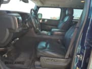 ✅ 2008 Hummer H2 SUV • VIN: 5GRGN23868H107739 • Lot: 67943315. Wystawiony na Copart z przebiegiem 214 559 mil. Bezpłatny archiwum sprzedaży aukcyjnych z USA i szczegółowy raport historii pojazdu na DreamBid. Zdjęcie 7.