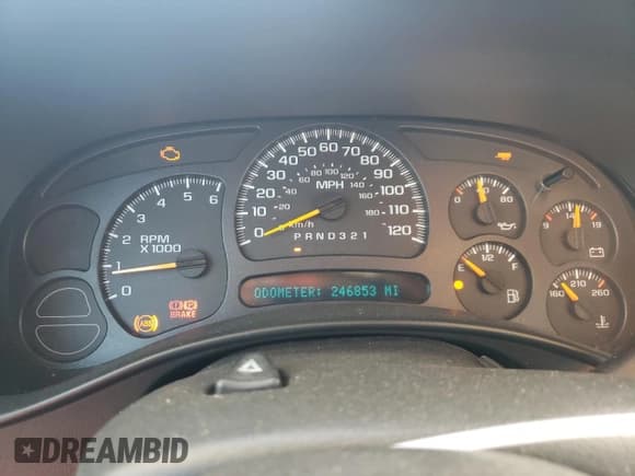 ✅ 2006 Chevrolet Silverado 1500 Work Truck • VIN: 3GCEC14V46G190415 • Лот: 73031914. Опубликован ранее на Copart с пробегом 246 853 миль. Бесплатный доступ к архиву аукционных продаж из США и подробный отчёт об истории автомобиля на DreamBid. Изображение 9.