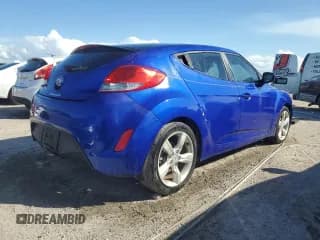 ✅ 2013 Hyundai Veloster w/Gray Int • VIN: KMHTC6AD7DU177678 • Lot: 77437314. Wystawiony na Copart z przebiegiem Nie podano. Bezpłatny archiwum sprzedaży aukcyjnych z USA i szczegółowy raport historii pojazdu na DreamBid. Zdjęcie 3.