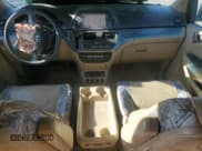 ✅ 2005 Honda Odyssey EX-L • VIN: 5FNRL38705B097212 • Лот: 92655085. Опубликован ранее на Copart с пробегом 162 776 миль. Бесплатный доступ к архиву аукционных продаж из США и подробный отчёт об истории автомобиля на DreamBid. Изображение 8.