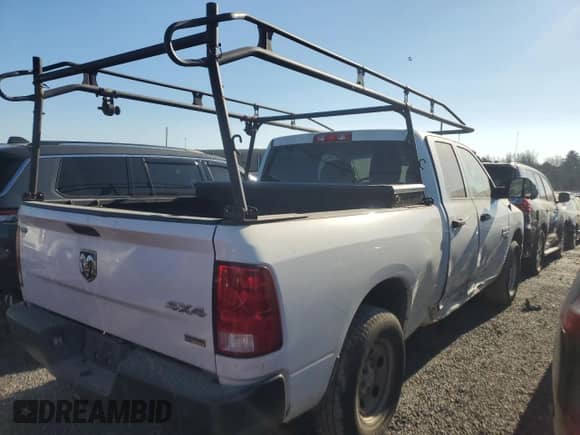 2019 Ram 1500 Express with VIN 1C6RR7FG6KS606055, listed as a Copart auction lot 86802704 with 260,080 mi miles and Salvage title. Bid and sale history available at DreamBid. Image 3.