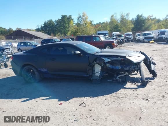 ✅ 2023 Chevrolet Camaro 1LT • VIN: 1G1FB1RS1P0142505 • Lot: 43469515. Listed on IAAI with 32,453 mi. Free auction sales archive from the USA and detailed vehicle history report at DreamBid. Image 14.