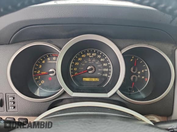 ✅ 2007 Toyota 4Runner Limited • VIN: JTEBT17R778039881 • Lot: 93831015. Listed on Copart with 186,762 mi. Free auction sales archive from the USA and detailed vehicle history report at DreamBid. Image 9.