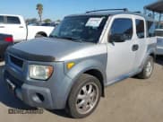 ✅ 2006 Honda Element LX • VIN: 5J6YH18346L008863 • Lot: 42228897. Wystawiony na IAAI z przebiegiem 210 069 mil. Bezpłatny archiwum sprzedaży aukcyjnych z USA i szczegółowy raport historii pojazdu na DreamBid. Zdjęcie 18.