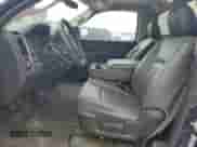 2017 Ram 1500 Tradesman z VIN 3C6JR6AG2HG745520, wystawiony jako Copart lot #71916685 z przebiegiem 57 202 mil mil oraz Szkoda całkowita • Salvage title. Historia ofert i sprzedaży dostępna na DreamBid. Obrazek 7.