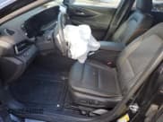 ✅ 2024 Buick Envista Avenir • VIN: KL47LCE29RB061117 • Lot: 92824825. Wystawiony na Copart z przebiegiem 6 805 mil. Bezpłatny archiwum sprzedaży aukcyjnych z USA i szczegółowy raport historii pojazdu na DreamBid. Zdjęcie 7.