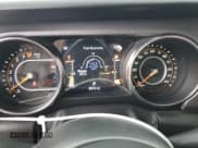 ✅ 2023 Jeep Gladiator Mojave • VIN: 1C6JJTEG0PL568435 • Lot: 55393425. Listed on Copart with 8,310 mi. Free auction sales archive from the USA and detailed vehicle history report at DreamBid. Image 9.