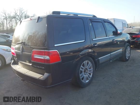 ✅ 2010 Lincoln Navigator • VIN: 5LMJJ2J57AEJ03789 • Lot: 41765854. Listed on IAAI with 191,344 mi. Free auction sales archive from the USA and detailed vehicle history report at DreamBid. Image 4.