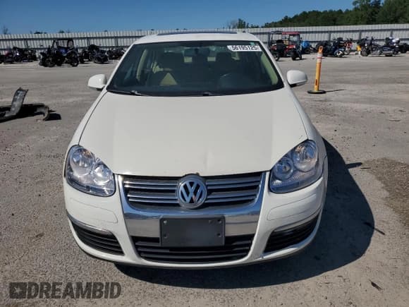✅ 2008 Volkswagen Jetta SE • VIN: 3VWRM71K68M193894 • Lot: 56195125. Listed on Copart with 192,927 mi. Free auction sales archive from the USA and detailed vehicle history report at DreamBid. Image 5.