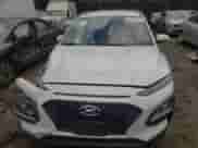 2018 Hyundai Kona SEL z VIN KM8K22AA2JU148517, wystawiony jako Copart lot #68764382 z przebiegiem 19 719 mil mil oraz . Historia ofert i sprzedaży dostępna na DreamBid. Obrazek 5.