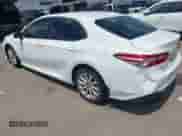 2019 Toyota Camry LE z VIN 4T1B11HK6KU276241, wystawiony jako IAAI lot #42379029 z przebiegiem 81 411 mil mil oraz . Historia ofert i sprzedaży dostępna na DreamBid. Obrazek 3.
