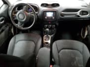 ✅ 2017 Jeep Renegade Latitude • VIN: ZACCJBBB4HPF57908 • Lot: 90693045. Wystawiony na Copart z przebiegiem 84 131 mil. Bezpłatny archiwum sprzedaży aukcyjnych z USA i szczegółowy raport historii pojazdu na DreamBid. Zdjęcie 8.