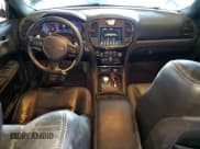 ✅ 2018 Chrysler 300 S • VIN: 2C3CCABT2JH304322 • Лот: 87491525. Опубликован ранее на Copart с пробегом 113 781 миль. Бесплатный доступ к архиву аукционных продаж из США и подробный отчёт об истории автомобиля на DreamBid. Изображение 8.