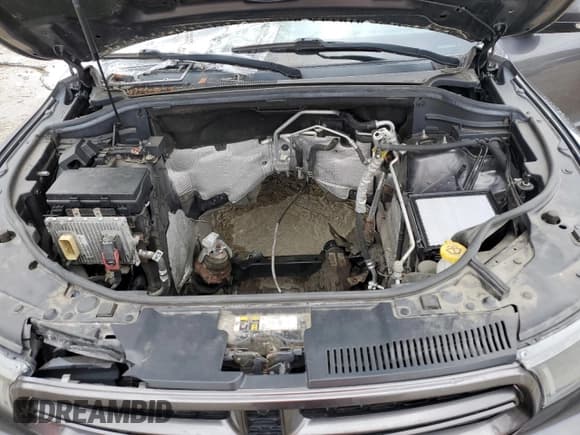 ✅ 2018 Dodge Durango GT • VIN: 1C4RDJDG1JC248752 • Lot: 91870695. Wystawiony na Copart z przebiegiem Nie podano. Bezpłatny archiwum sprzedaży aukcyjnych z USA i szczegółowy raport historii pojazdu na DreamBid. Zdjęcie 12.