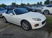✅ 2015 Mazda MX-5 Miata Sport • VIN: JM1NC2JF9F0238806 • Lot: 73948724. Wystawiony na Copart z przebiegiem 47 124 mil. Bezpłatny archiwum sprzedaży aukcyjnych z USA i szczegółowy raport historii pojazdu na DreamBid. Zdjęcie 4.