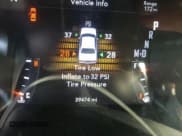 ✅ 2021 Dodge Challenger R/T • VIN: 2C3CDZBTXMH583485 • Lot: 37987673. Wystawiony na Copart z przebiegiem 39 474 mil. Bezpłatny archiwum sprzedaży aukcyjnych z USA i szczegółowy raport historii pojazdu na DreamBid. Zdjęcie 9.