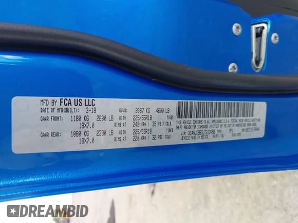 ✅ 2018 Jeep Compass Latitude • VIN: 3C4NJDBB3JT313458 • Lot: 42331313. Listed on IAAI with 71,277 mi. Free auction sales archive from the USA and detailed vehicle history report at DreamBid. Image 9.