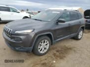 ✅ 2015 Jeep Cherokee Latitude • VIN: 1C4PJMCS3FW565624 • Lot: 92120435. Wystawiony na Copart z przebiegiem 110 222 mil. Bezpłatny archiwum sprzedaży aukcyjnych z USA i szczegółowy raport historii pojazdu na DreamBid. Zdjęcie 1.