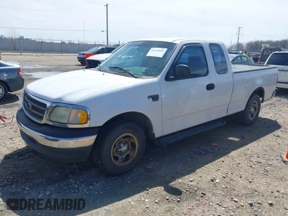 ✅ 2001 Ford F-150 XL • VIN: 1FTRX17W01NB73525 • Lot: 42116026. Listed on IAAI with 278,469 mi. Free auction sales archive from the USA and detailed vehicle history report at DreamBid. Image 2.
