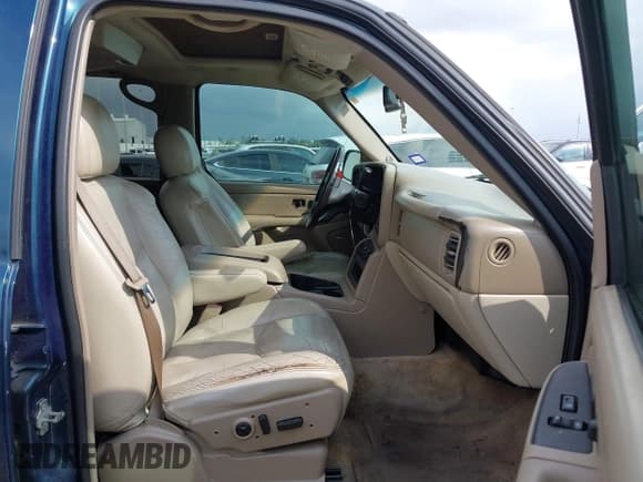 ✅ 2005 Chevrolet Suburban Z71 • VIN: 3GNFK16Z05G242037 • Лот: 40719140. Опубликован ранее на IAAI с пробегом 164 409 миль. Бесплатный доступ к архиву аукционных продаж из США и подробный отчёт об истории автомобиля на DreamBid. Изображение 5.