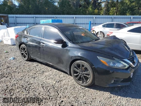 ✅ 2017 Nissan Altima SR • VIN: 1N4AL3AP6HC494891 • Лот: 90932645. Опубликован ранее на Copart с пробегом 111 475 миль. Бесплатный доступ к архиву аукционных продаж из США и подробный отчёт об истории автомобиля на DreamBid. Изображение 4.