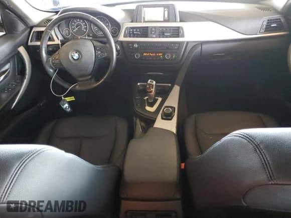 ✅ 2015 BMW 3 Series 320i • VIN: WBA3B1G58FNT63380 • Lot: 69835475. Listed on Copart with 141,968 mi. Free auction sales archive from the USA and detailed vehicle history report at DreamBid. Image 8.