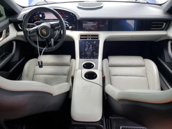 ✅ 2020 Porsche Taycan 4S • VIN: WP0AB2Y12LSA52507 • Лот: 66134965. Опубликован ранее на Copart с пробегом 32 980 миль. Бесплатный доступ к архиву аукционных продаж из США и подробный отчёт об истории автомобиля на DreamBid. Изображение 8.