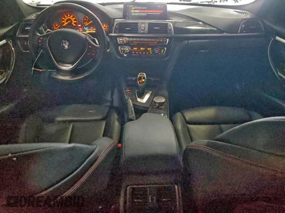 ✅ 2018 BMW 3 Series 330i • VIN: WBA8B9C57JEE81801 • Lot: 95073955. Listed on Copart with 105,358 mi. Free auction sales archive from the USA and detailed vehicle history report at DreamBid. Image 8.