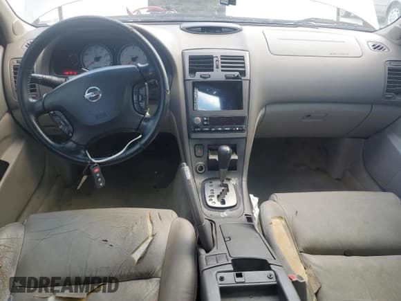 ✅ 2002 Nissan Maxima SE • VIN: JN1DA31D22T424771 • Lot: 65778035. Wystawiony na Copart z przebiegiem 192 082 mil. Bezpłatny archiwum sprzedaży aukcyjnych z USA i szczegółowy raport historii pojazdu na DreamBid. Zdjęcie 8.