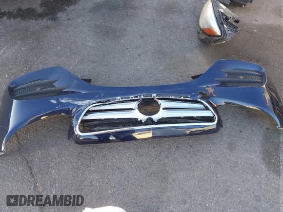 ✅ 2019 Mercedes-Benz E 300 • VIN: WDDZF4JB9KA679153 • Lot: 43559045. Wystawiony na IAAI z przebiegiem 56 340 mil. Bezpłatny archiwum sprzedaży aukcyjnych z USA i szczegółowy raport historii pojazdu na DreamBid. Zdjęcie 20.