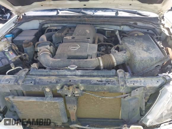 2014 Nissan Frontier Desert Runner z VIN 1N6AD0ER1EN768304, wystawiony jako IAAI lot #43281195 z przebiegiem 115 362 mil mil oraz . Historia ofert i sprzedaży dostępna na DreamBid. Obrazek 10.